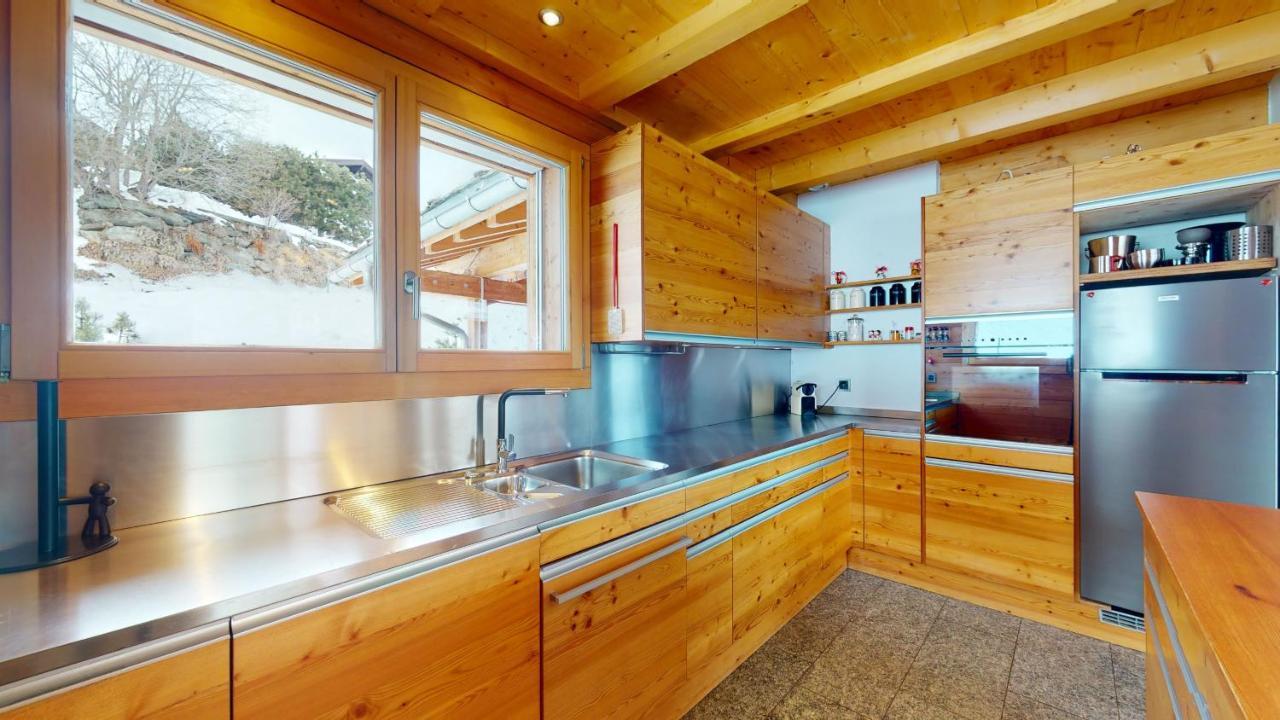 Etoiles Des Neiges Luxe & Jacuzzi Chalet 12 Pers By Alpvision Residences Heremence Exterior photo